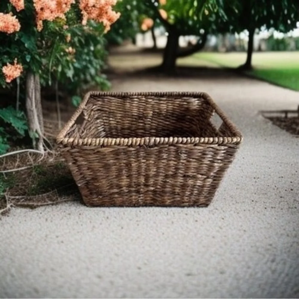 Large Brown Wicker Storage Basket Crate with Handles Home Organizer 16.5